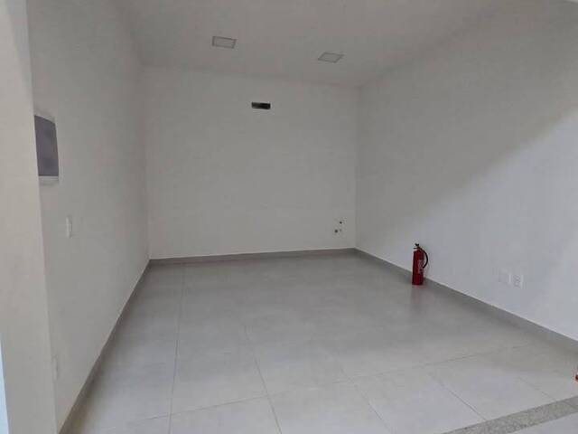 Ponto Comercial para Venda em Linhares - 5