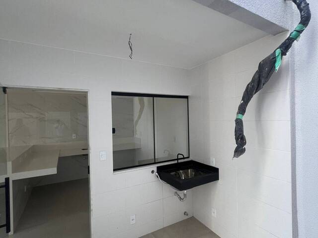 Casa para Venda em Linhares - 3