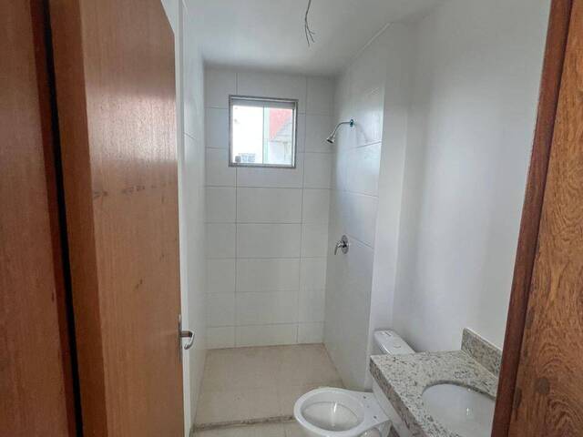 Apartamento para Venda em Linhares - 5