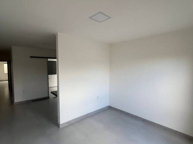#298 - Casa para Venda em Linhares - ES