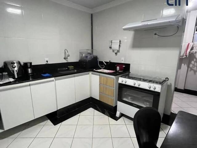 #305 - Apartamento para Venda em Linhares - ES