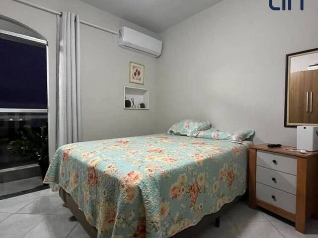 #305 - Apartamento para Venda em Linhares - ES