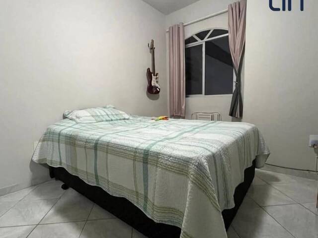 Apartamento para Venda em Linhares - 4