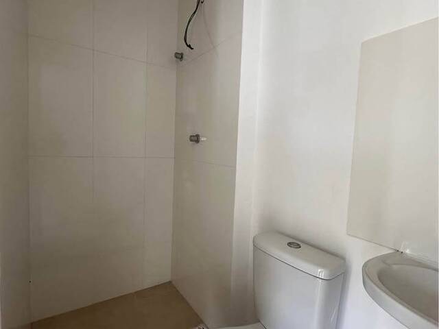Apartamento para Venda em Linhares - 4