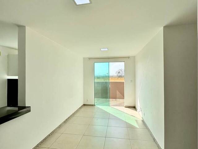#369 - Apartamento para Venda em Linhares - ES