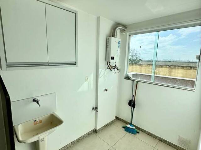 Apartamento para Venda em Linhares - 4