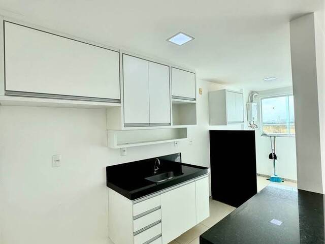 #369 - Apartamento para Venda em Linhares - ES