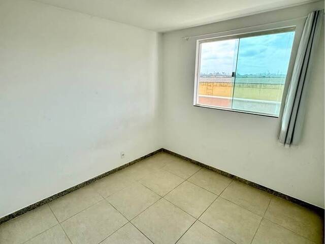Apartamento para Venda em Linhares - 5