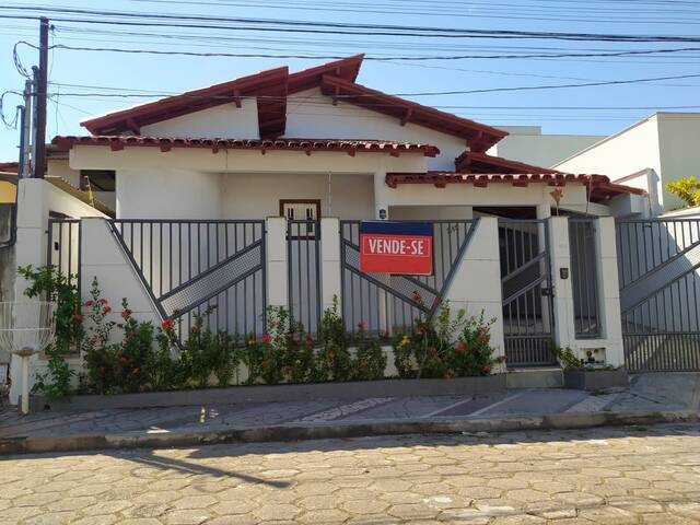 #388 - Casa para Venda em Linhares - ES