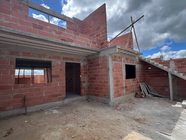 #405 - Casa para Venda em Linhares - ES