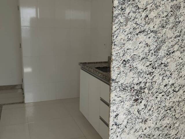 Apartamento para Venda em Linhares - 5