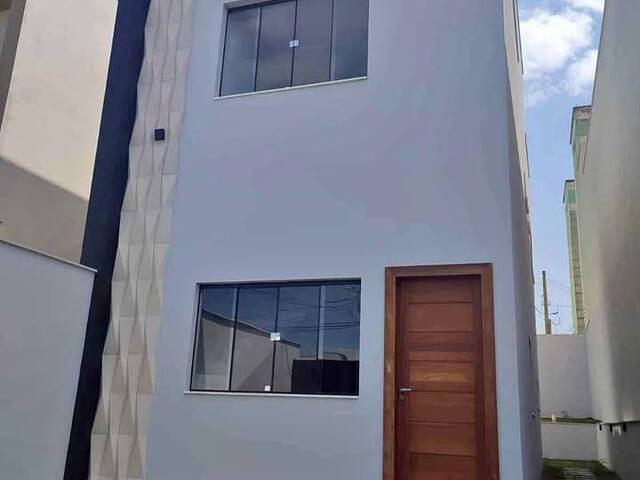 #426 - Casa para Venda em Linhares - ES