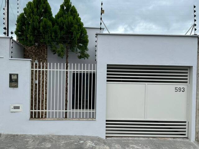 #427 - Casa para Venda em Linhares - ES