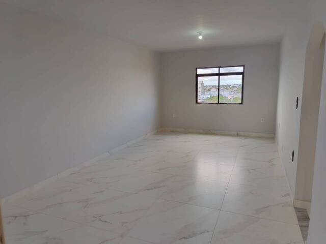 #439 - Apartamento para Venda em Linhares - ES