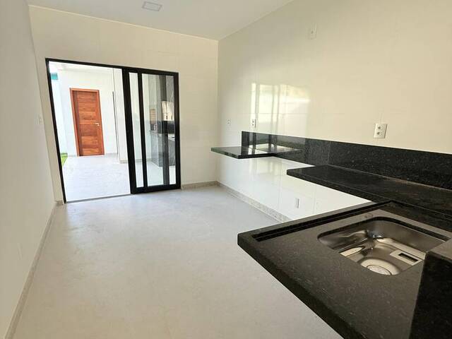 Venda em Interlagos - Linhares