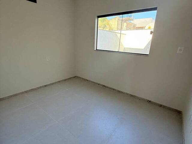 #511 - Casa para Venda em Linhares - ES