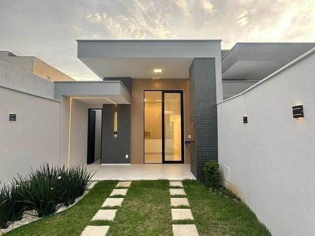 #563 - Casa para Venda em Linhares - ES