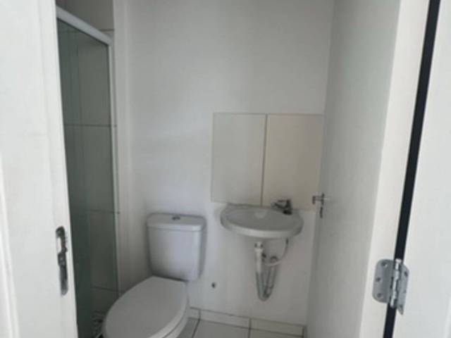 #597 - Apartamento para Venda em Linhares - ES