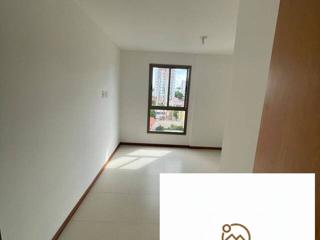 #633 - Apartamento para Venda em Linhares - ES