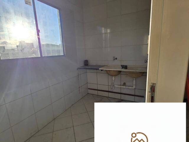 #655 - Apartamento para Venda em Linhares - ES