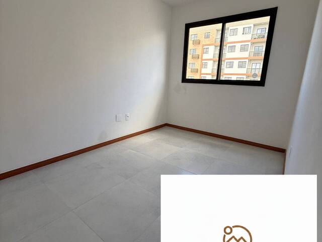 Apartamento para Venda em Linhares - 5