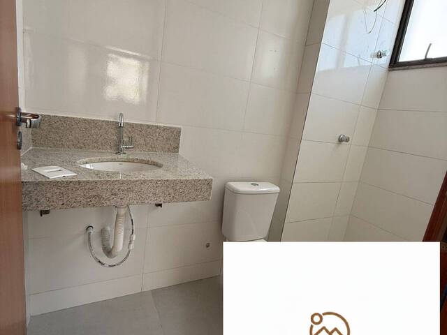 Apartamento para Venda em Linhares - 4