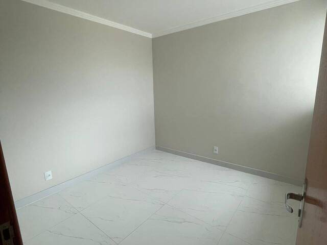 #744 - Apartamento para Venda em Linhares - ES - 3