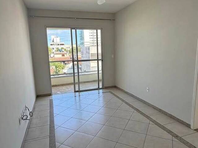 Apartamento para Locação em Linhares - 2