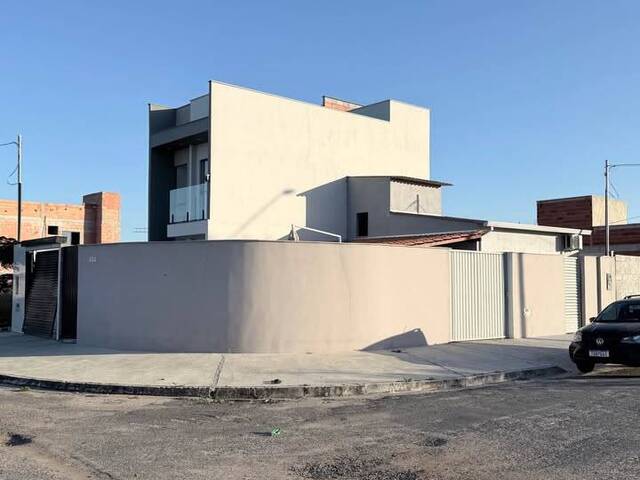 Casa para Venda em Linhares - 2